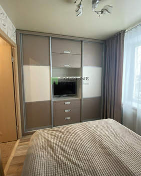 4-к квартира, вторичка, 77м2, 3/5 этаж
