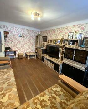 4-к квартира, вторичка, 77м2, 1/5 этаж