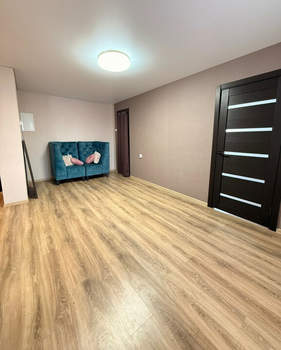 2-к квартира, вторичка, 42м2, 3/3 этаж