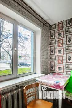 2-к квартира, вторичка, 37м2, 1/5 этаж