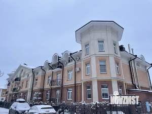 4-к квартира, вторичка, 116м2, 1/3 этаж