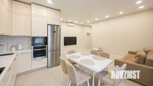 3-к квартира, вторичка, 110м2, 1/3 этаж