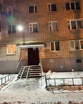 3-к квартира, вторичка, 59м2, 3/5 этаж