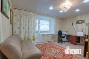 4-к квартира, вторичка, 82м2, 1/5 этаж